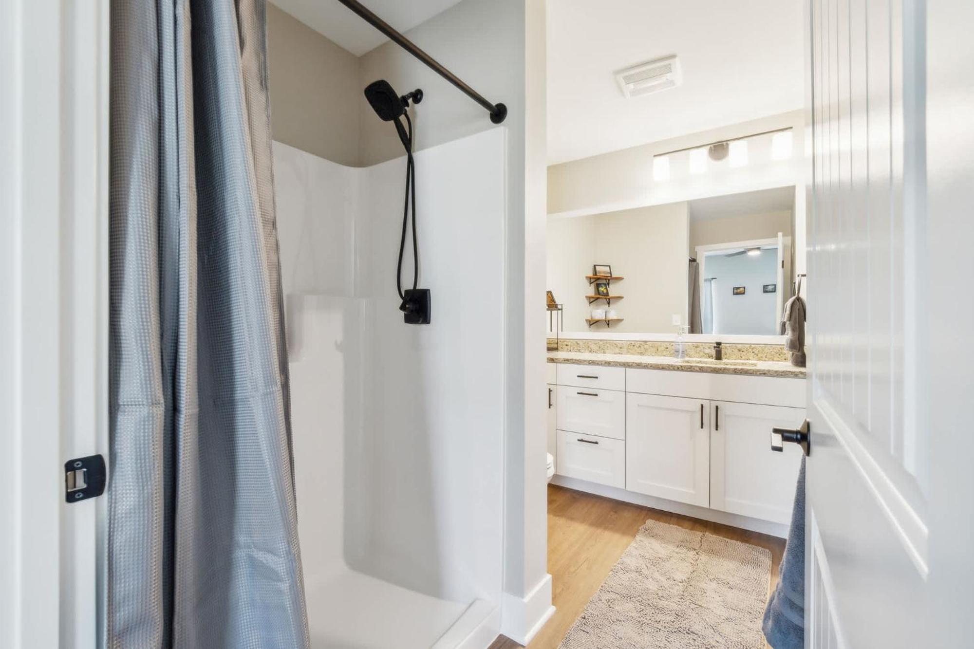 A Pet Friendly Cozy Condo In Traverse City Ngoại thất bức ảnh