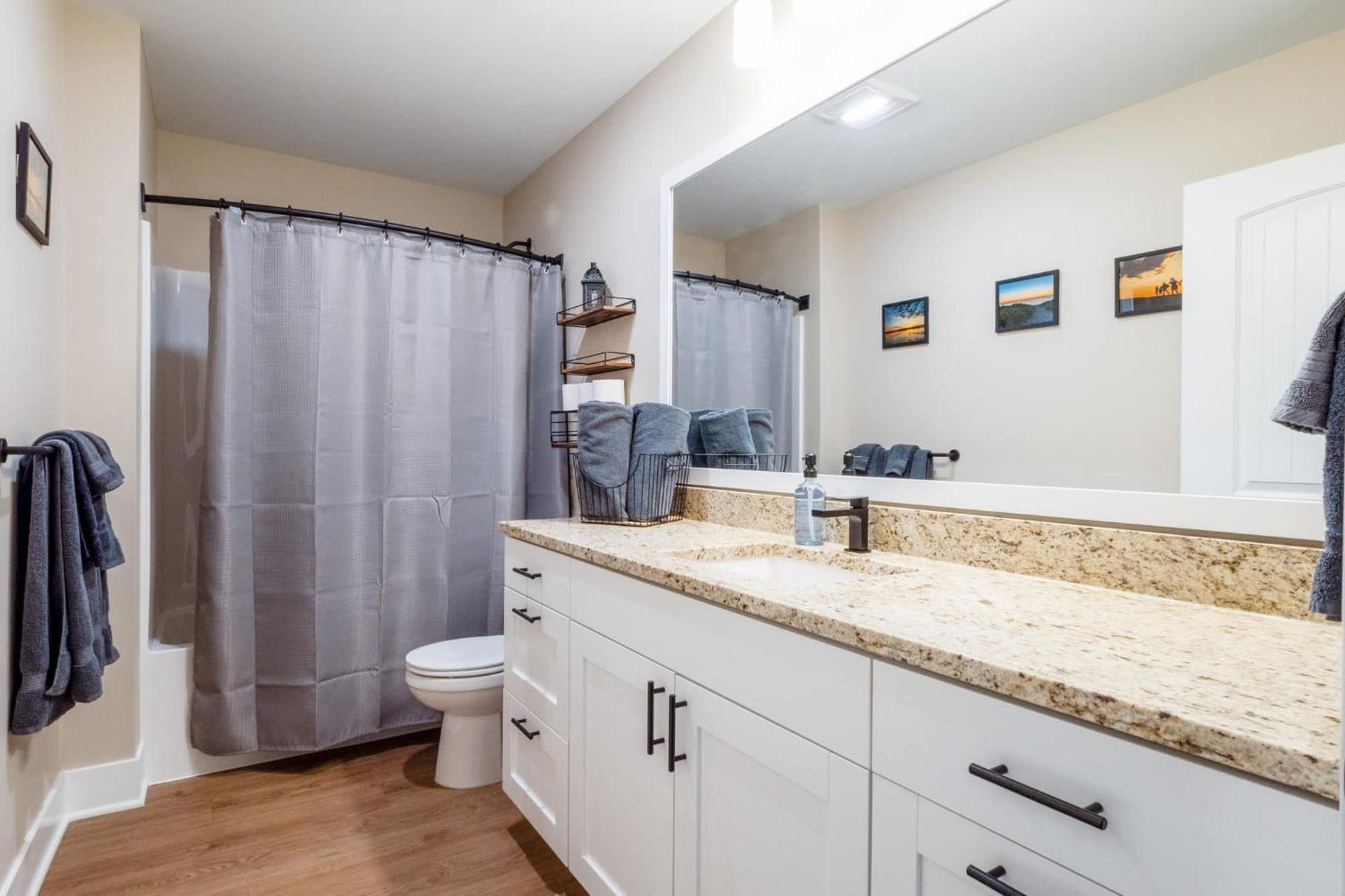 A Pet Friendly Cozy Condo In Traverse City Ngoại thất bức ảnh
