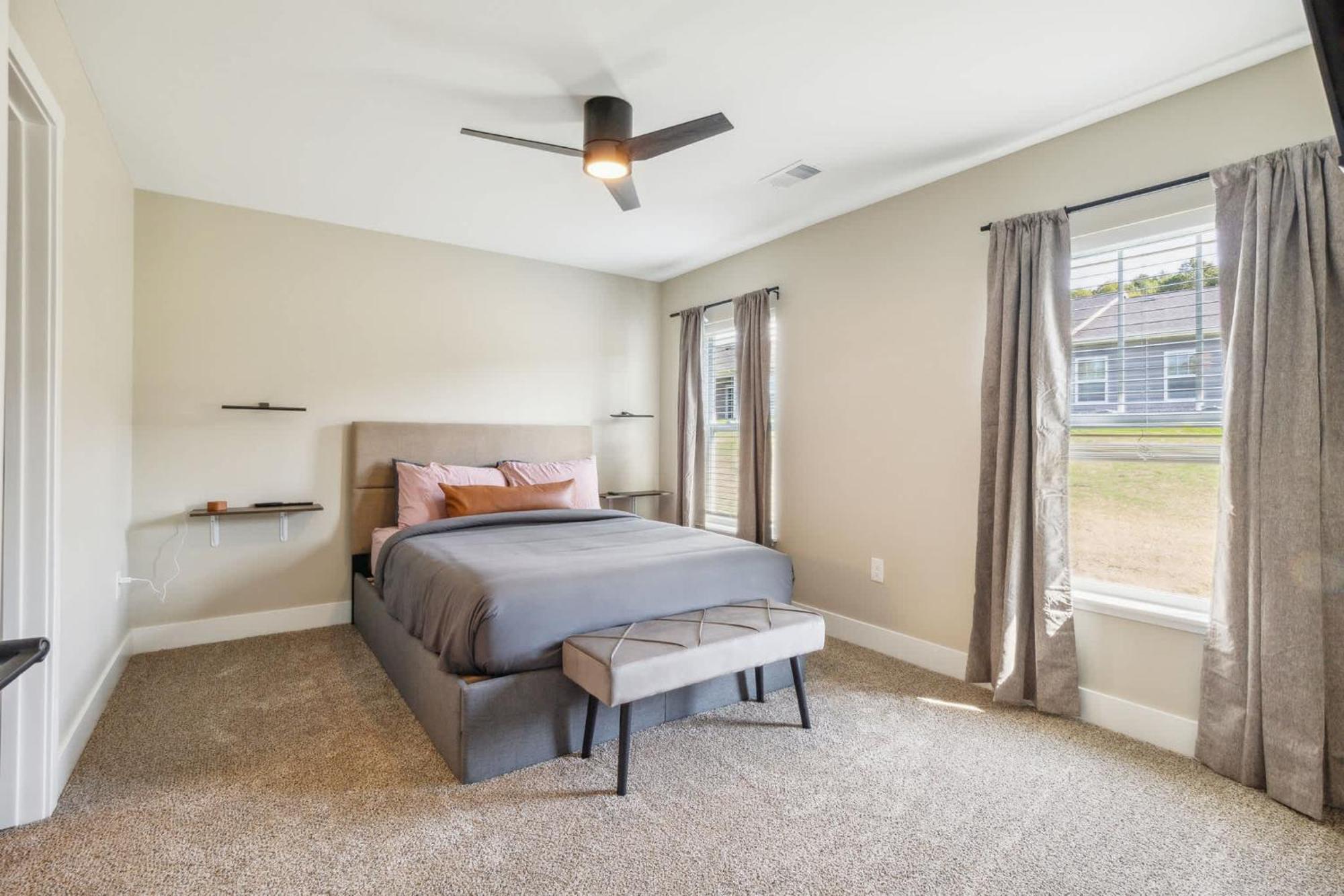 A Pet Friendly Cozy Condo In Traverse City Ngoại thất bức ảnh